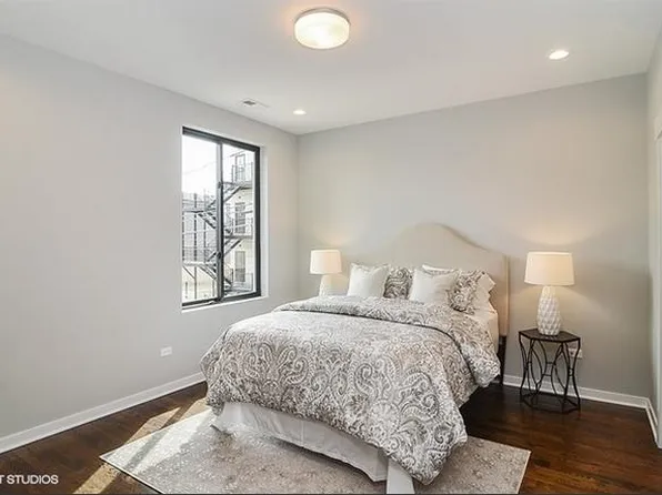 2420 W Fillmore St Unit 3, Chicago, IL 60612