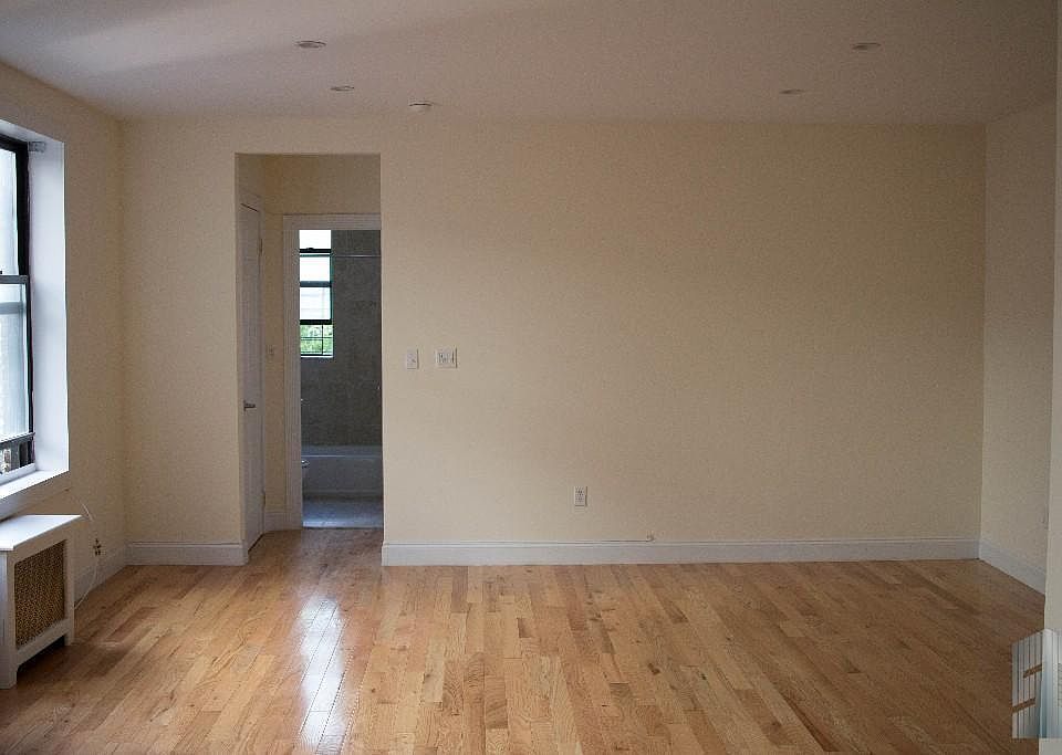 1st image of 585 W 204th St APT 5C