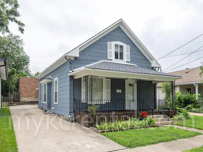 4306 Fisher St — Photo 1