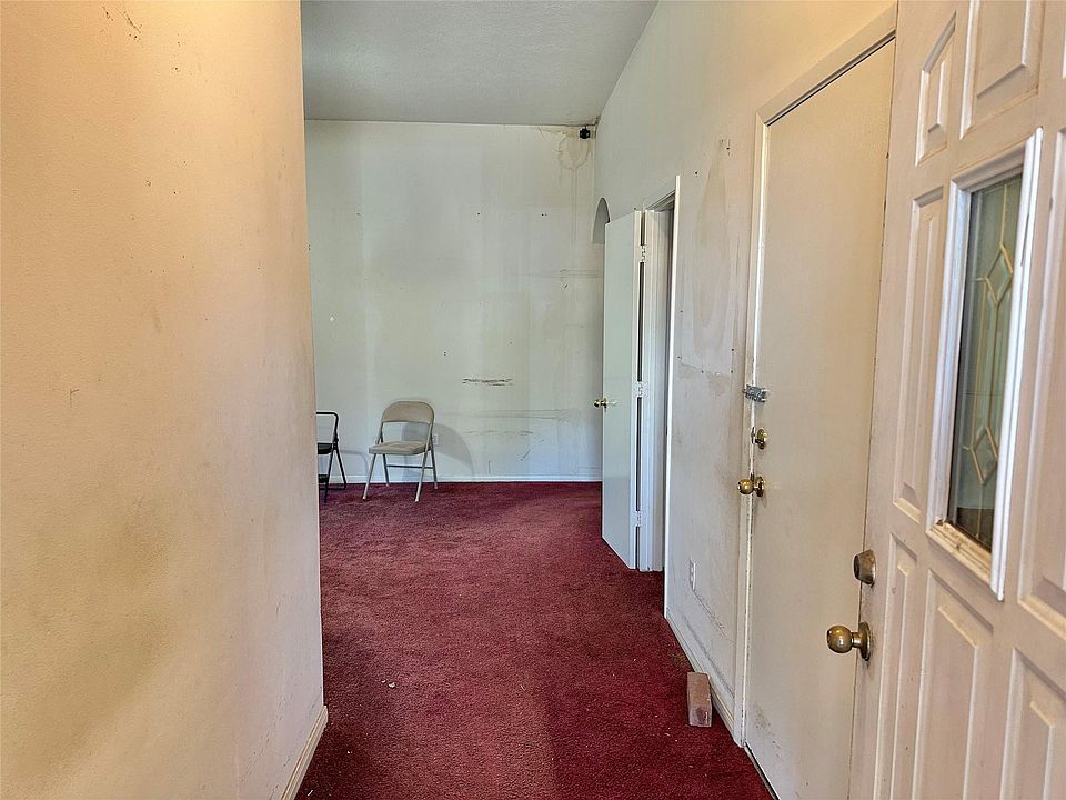 1st image of 4826 Mayflower St