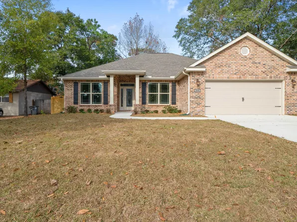368 Lincoln Ave, Valparaiso, FL 32580