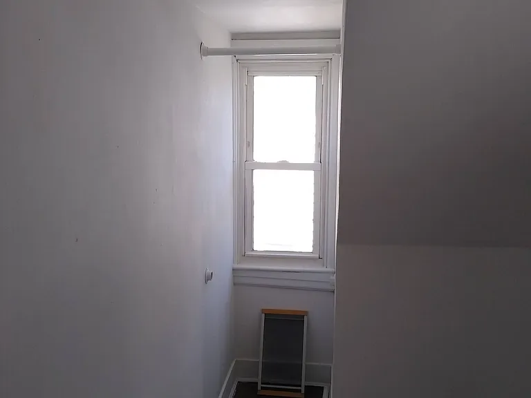 513 Hanover St — Photo 21