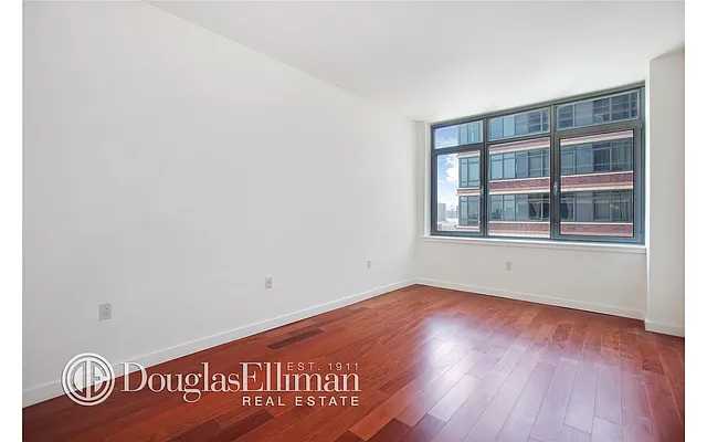 Rented by Douglas Elliman | media 51