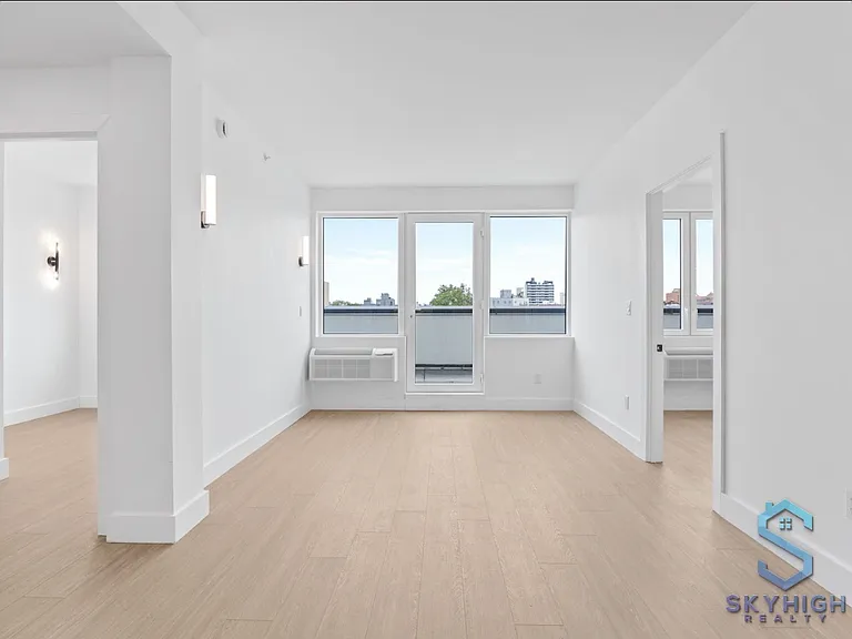 1215 Putnam Ave #3L — Photo 6