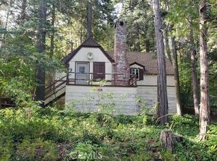 270 Hillside Rd, Lake Arrowhead, CA 92352