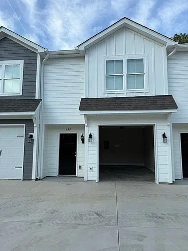 132 Mayport Dr Photo 1