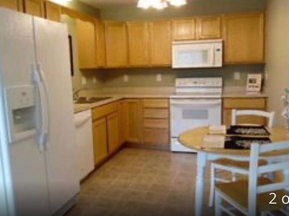 2nd image of 2525 Cobble Hill Ct Unit I