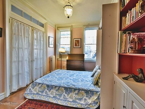 3rd image of 334 W 22nd St APT 9