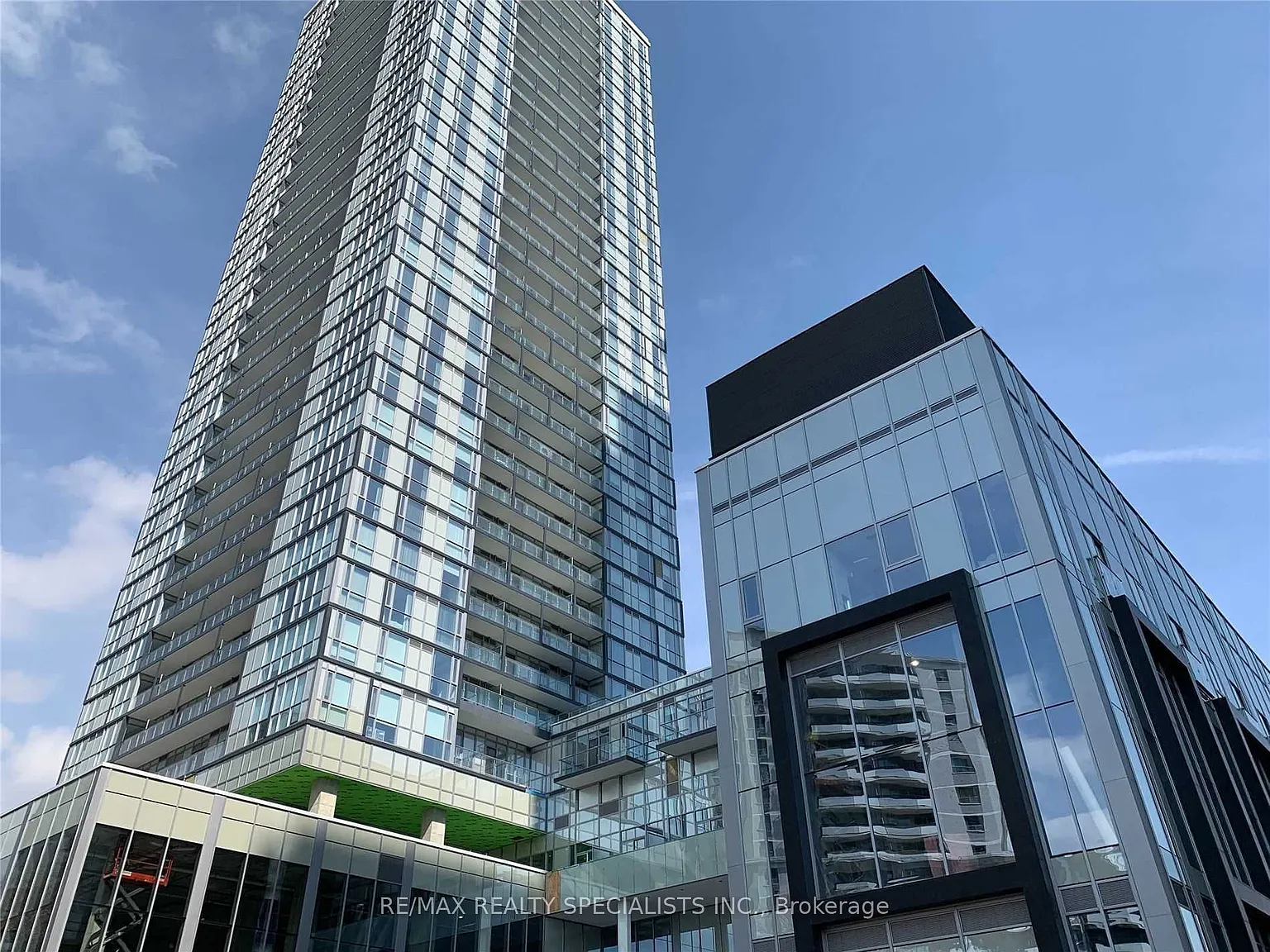 1 bed, $2,450 — Photo 2