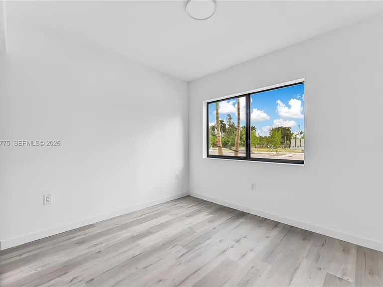 175 NW 160th St #112 — Photo 11
