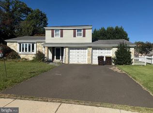 3280 Fairway Rd, Bensalem, PA 19020
