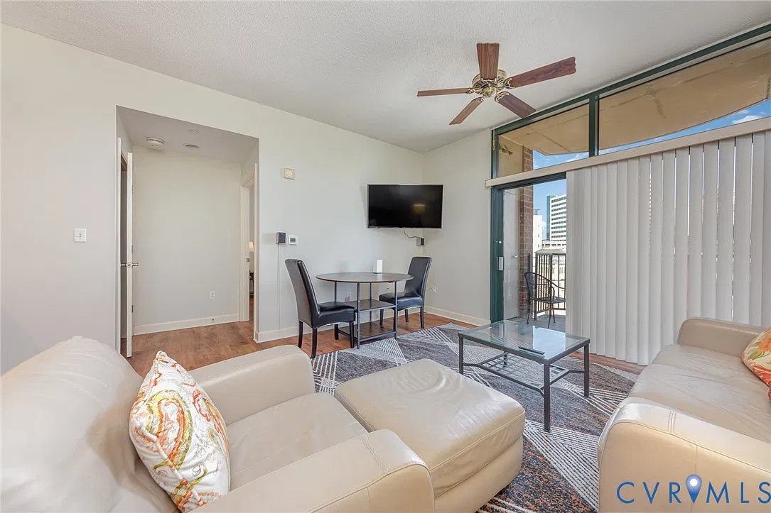 1 bed, 1.0 bath, 773 sqft, $2,700 — Photo 4