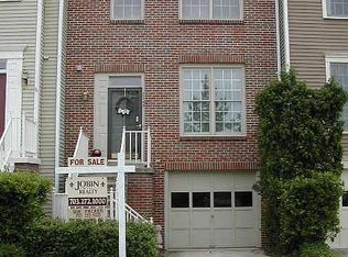 7749 Black Horse Ct, Manassas, VA 20109