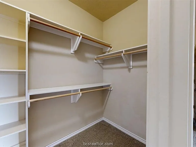 3406 Cullen Trl — Photo 15