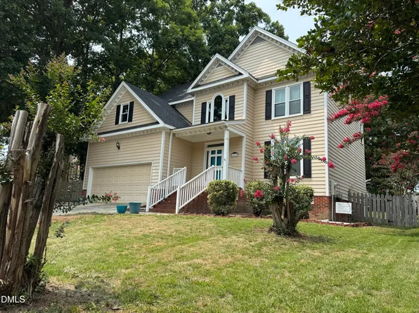 4721 Grand Cypress Ct, Raleigh, NC 27604