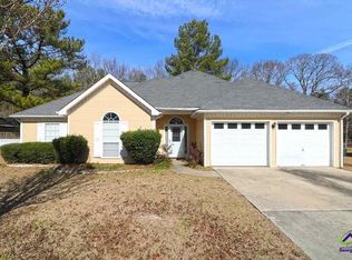 107 Woodfield Dr, Warner Robins, GA 31088