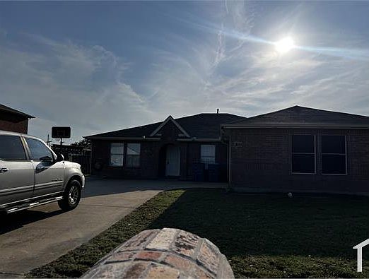 1st image of 4413 Sunny Brook Dr