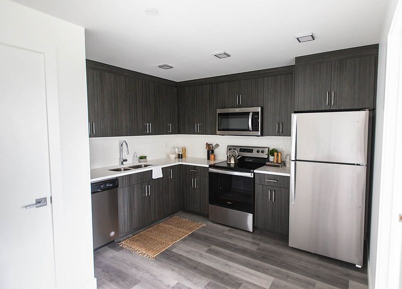 Winnipeg Apartment for rent - 2 Bedrooms — photo 11