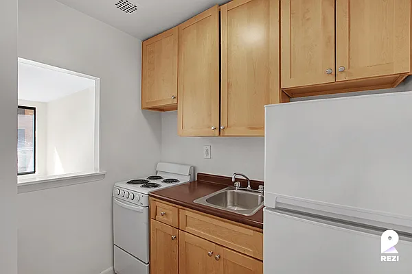 Rented by Compass | media 26