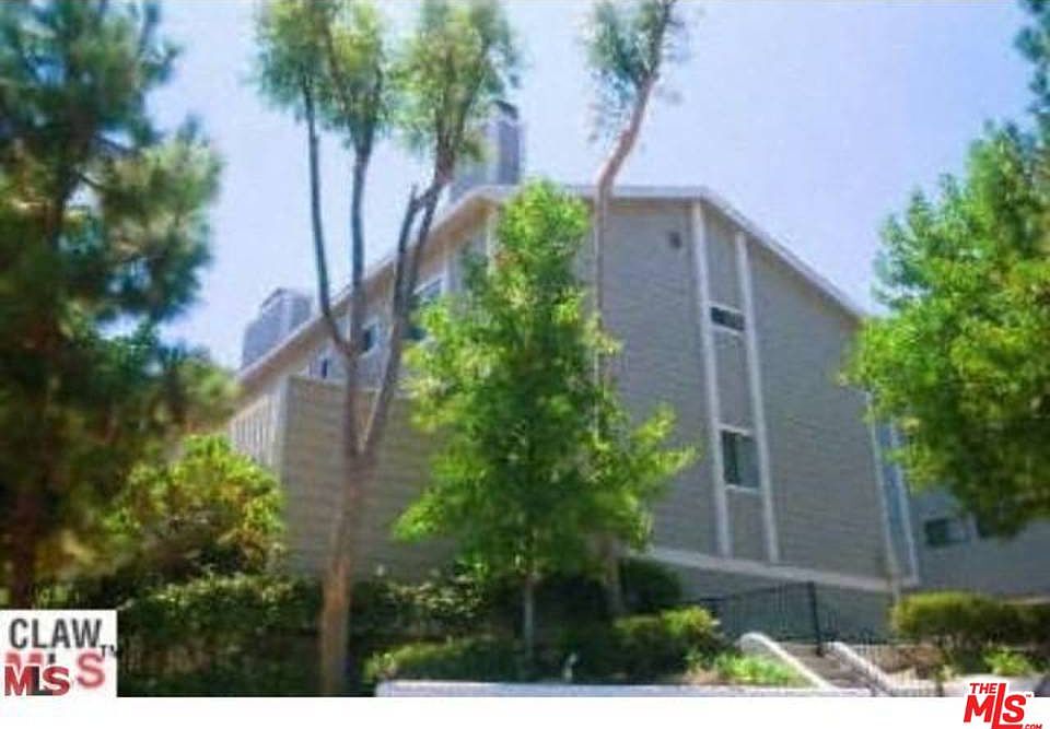 1st image of 4628 Don Lorenzo Dr APT B