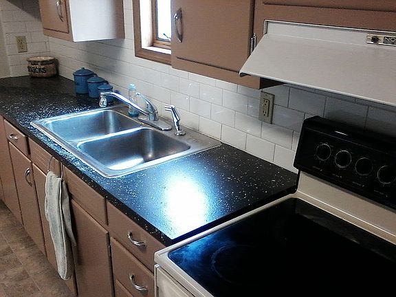 4th image of 113 W Hickory Ave