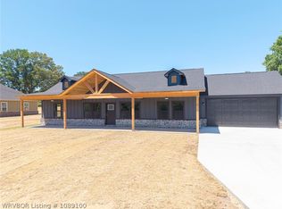 18925 Casey Ln, Spiro, OK 74959