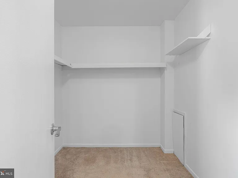 1019 Bancroft Pl — Photo 12