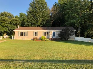 64125 Prairie River Rd, Sturgis, MI 49091