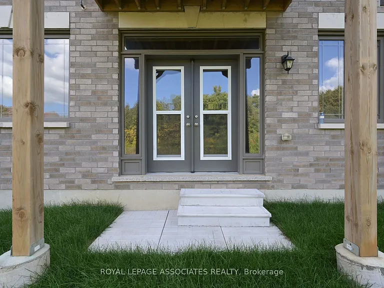 55 Raspberry Ridge Ave — Photo 48