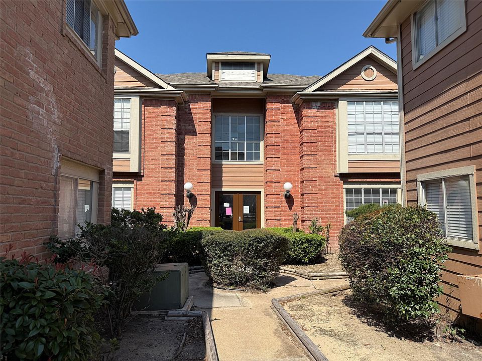 1st image of 12200 Overbrook Ln APT 34D