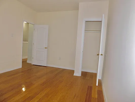 Rented by New York Residence | media 6