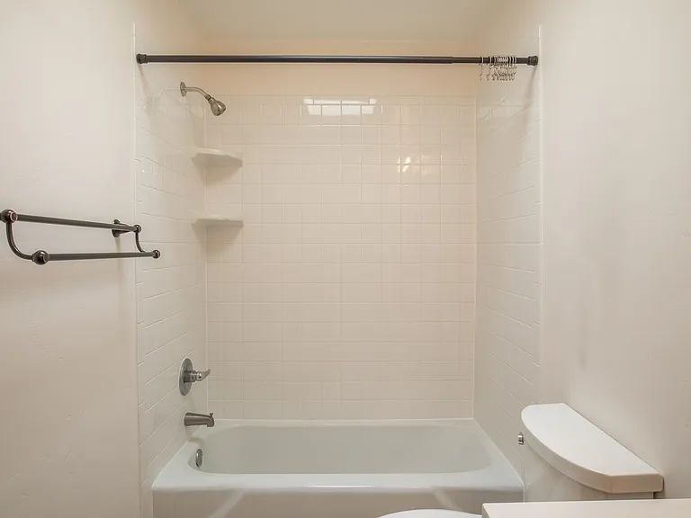 2921 Valle Vis — Photo 18