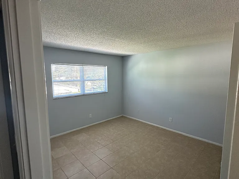 125 Avenida Messina #201 — Photo 11
