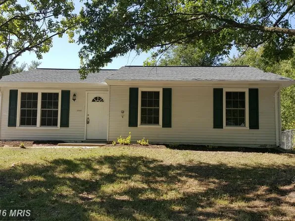 10205 Queen Elizabeth Dr, Upper Marlboro, MD 20772