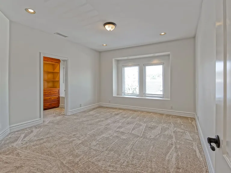 15624 Sombra Ave — Photo 20