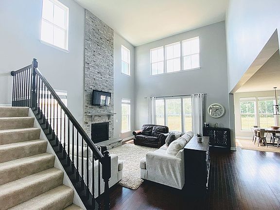 5th image of 10424 Aspen Highlands Dr