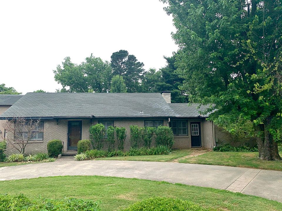 1st image of 739 N Sunset Dr