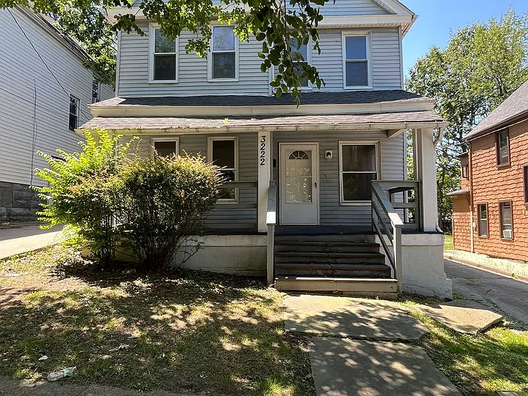 3222 W 94th St — Photo 3