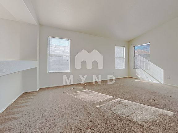 4th image of 15626 W Hammond Dr