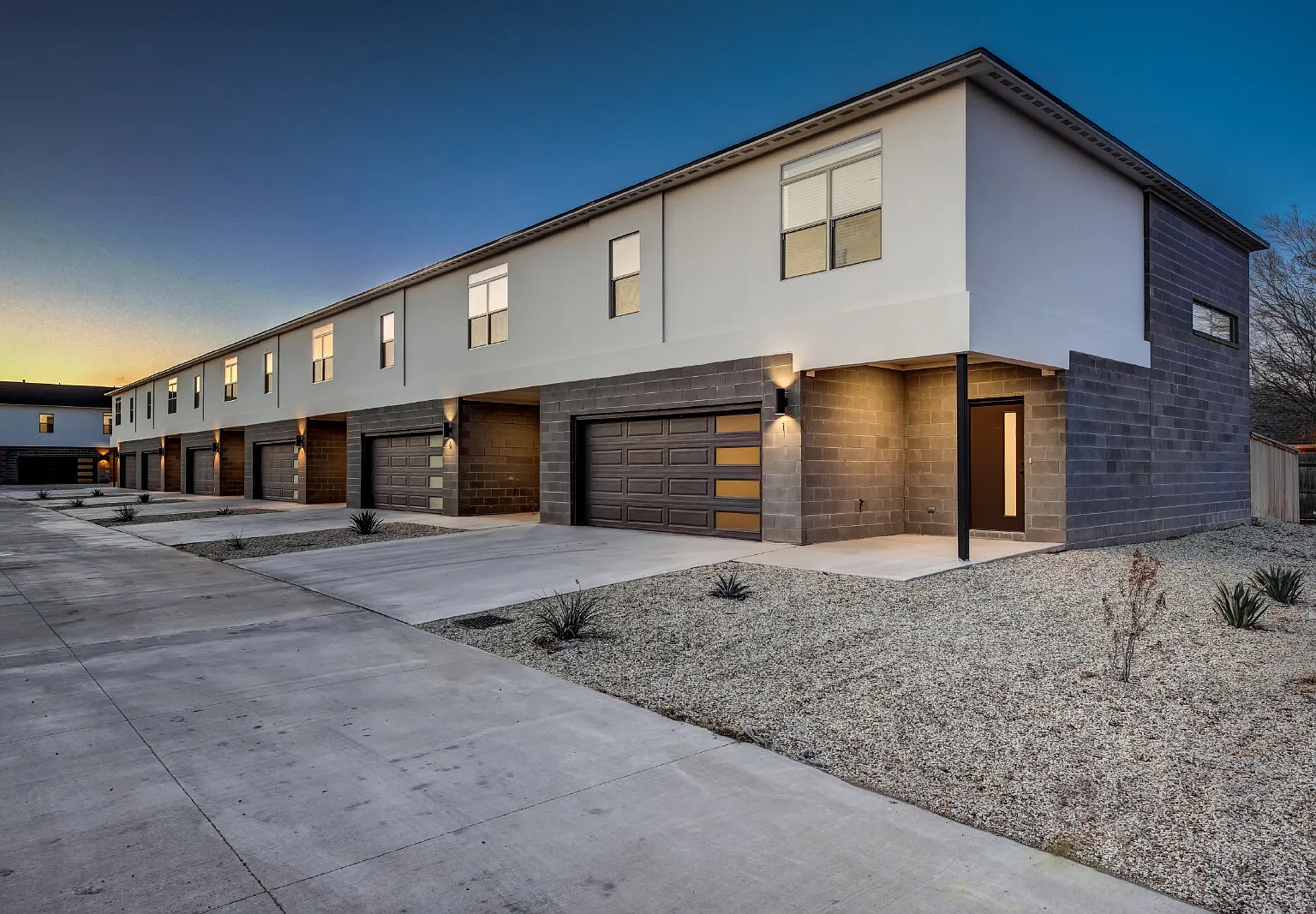 3 bed, 2.5 bath, 1783 sqft, $1,695 — Photo 3