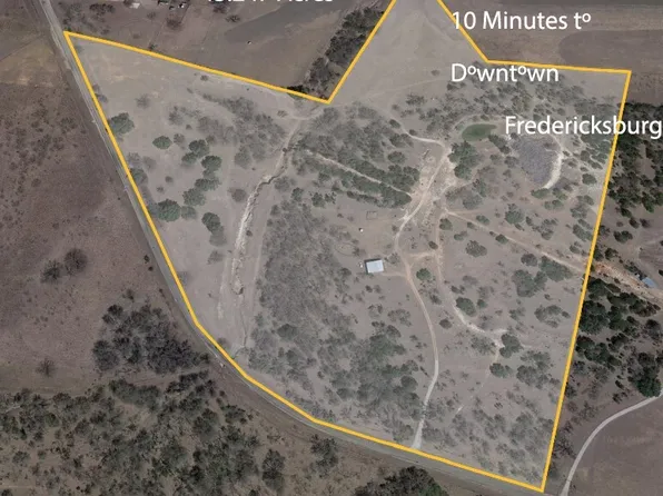 2915 Old San Antonio Rd, Fredericksburg, TX 78624