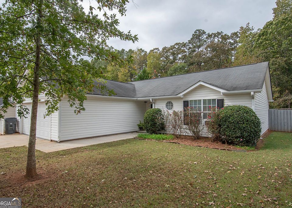 1st image of 37 Canterbury Dr