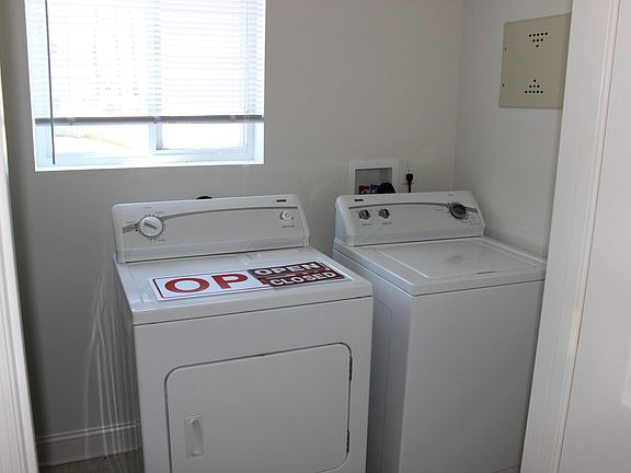 Full Size Washer and Dryer 