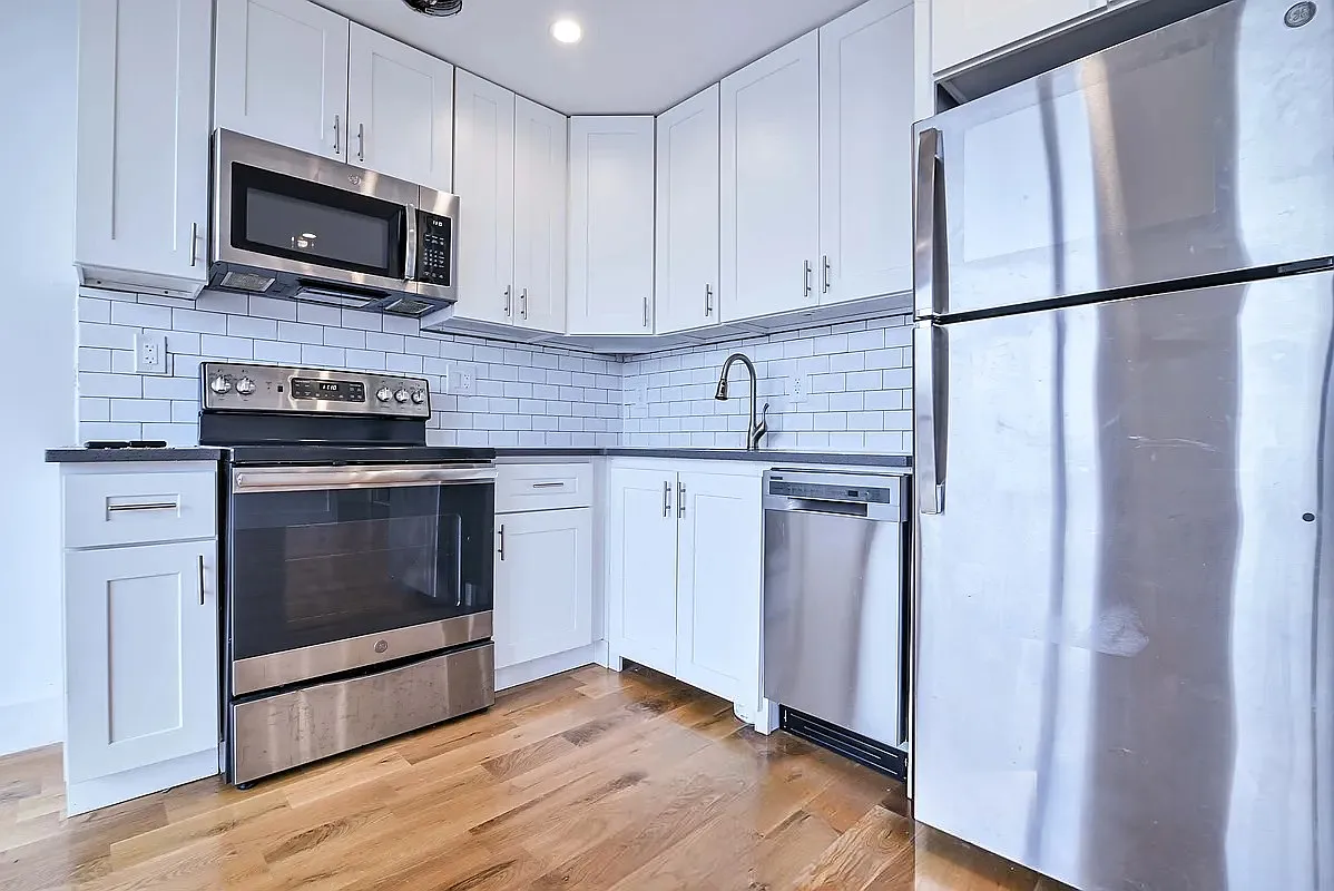 2920 Brighton 04th Street — Photo 3