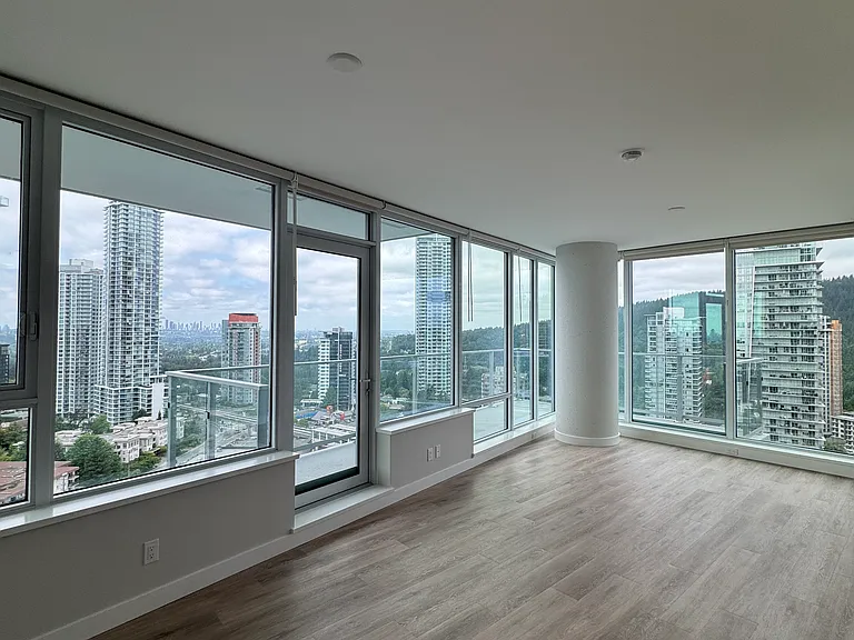 567 Emerson St #210 — Photo 4