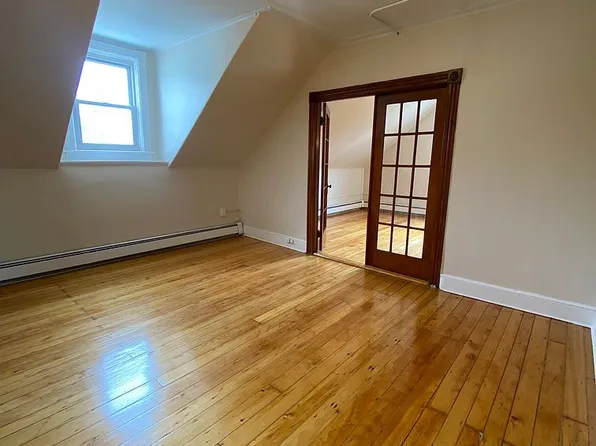 (undisclosed Address), Pawtucket, RI 02860