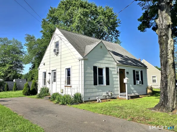 41 Hockanum Drive, East Hartford, CT 06118