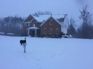 3816 Chapman Dr, Fredericksburg, VA 22408