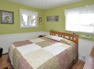 26195 29th St, Gobles, MI 49055