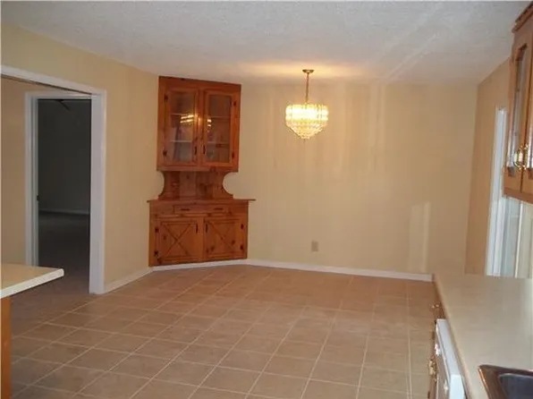 1091 Raney Hill Rd, Dickson, TN 37055